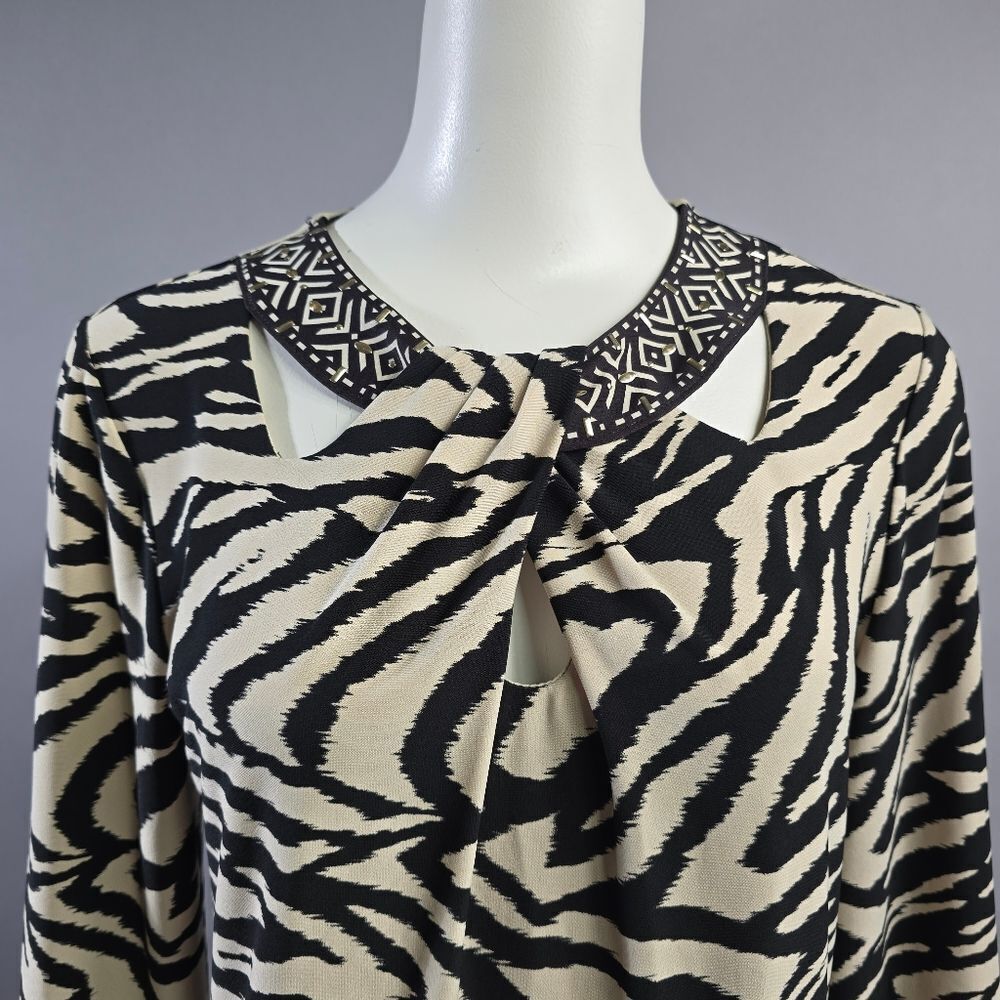 Joseph Ribkoff Black and Cream Patterned Top R5 - Picture 2 of 5